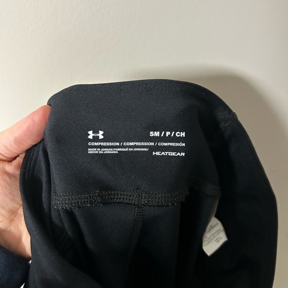 Under Armour Compression Heat Gear Leggings - Picture 6 of 6